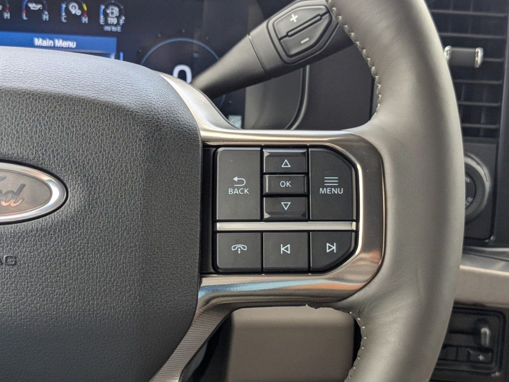 2025 Ford F-250 Platinum