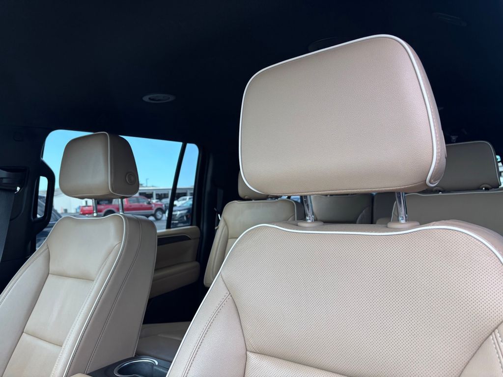 Used Car 2023 Chevrolet Suburban  Premier For Sale Under $50,000 In Austin, Texas