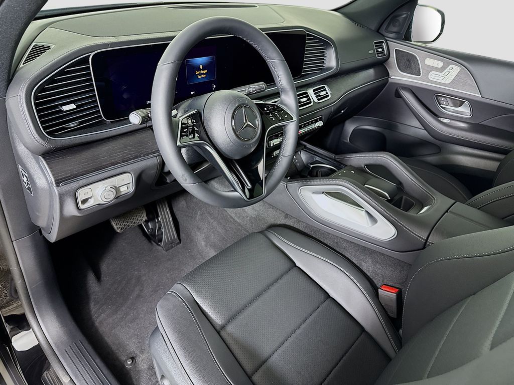 Thumbnail: 2026 Mercedes-Benz GLE - 9