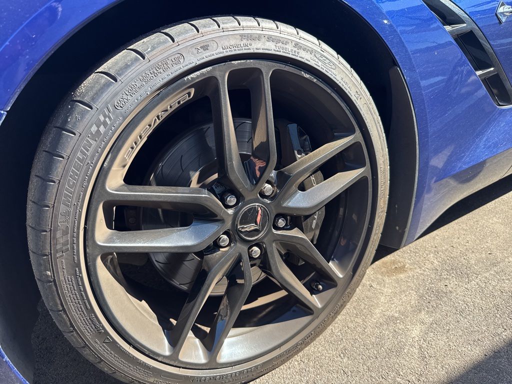 Thumbnail: 2019 Chevrolet Corvette - 17