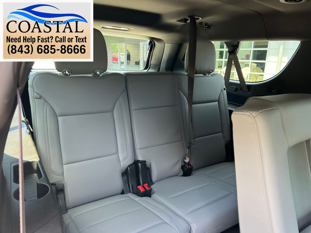 2023 Chevrolet Suburban LT White at Bob King Buick GMC