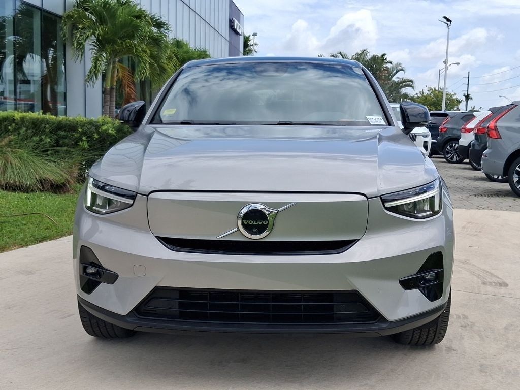 Used 2023 Volvo C40 Plus with VIN YV4ED3GL0P2057354 for sale in Miami, FL