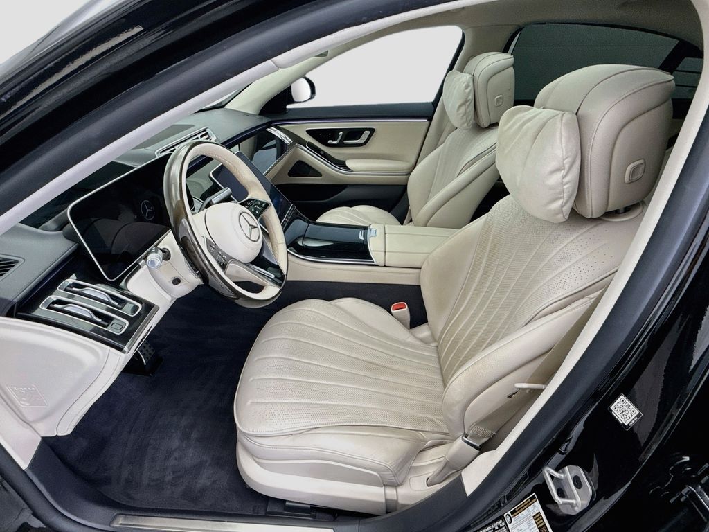 Thumbnail: 2023 Mercedes-Benz S-Class - 18