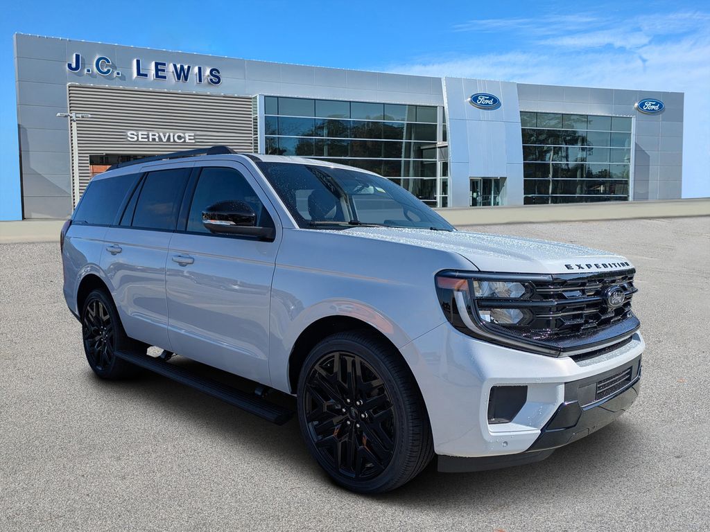 Silver Metallic 2026 Ford Expedition SUV / Crossover Four-Wheel Drive Automatic