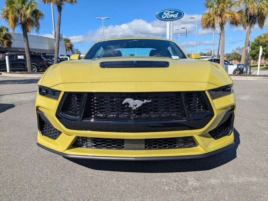 2025 Ford Mustang GT Premium Fastback