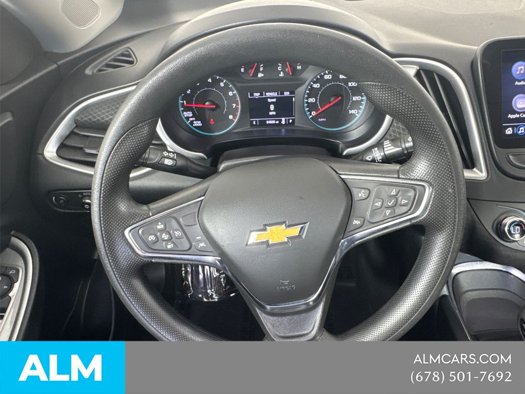 Used 2024 Gray Chevrolet LT image 27