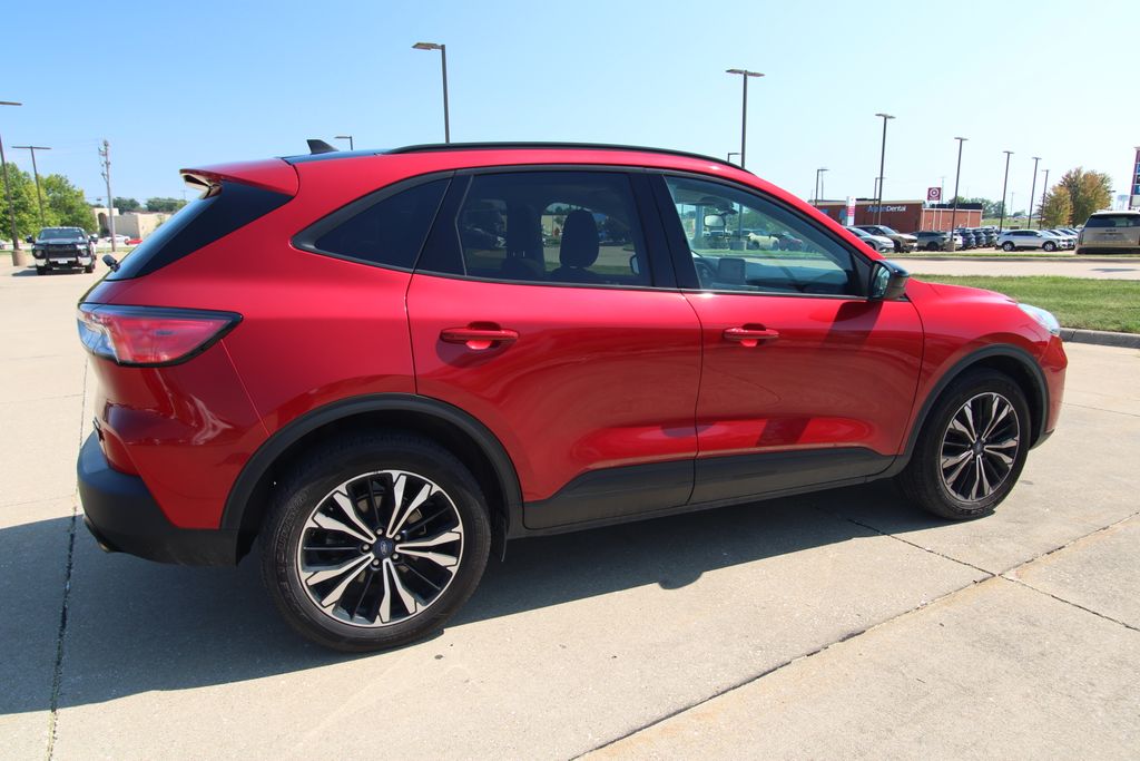Used 2021 Ford Escape SUV