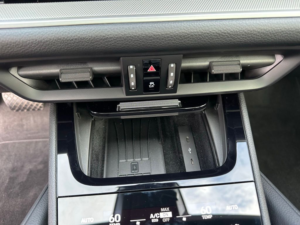 Thumbnail: 2024 Porsche  - 23