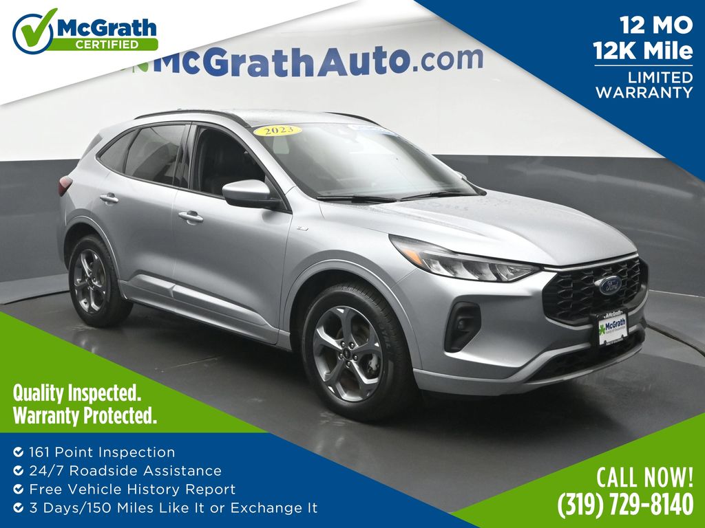  2023 Ford Escape Hybrid ST-Line Select AWD   