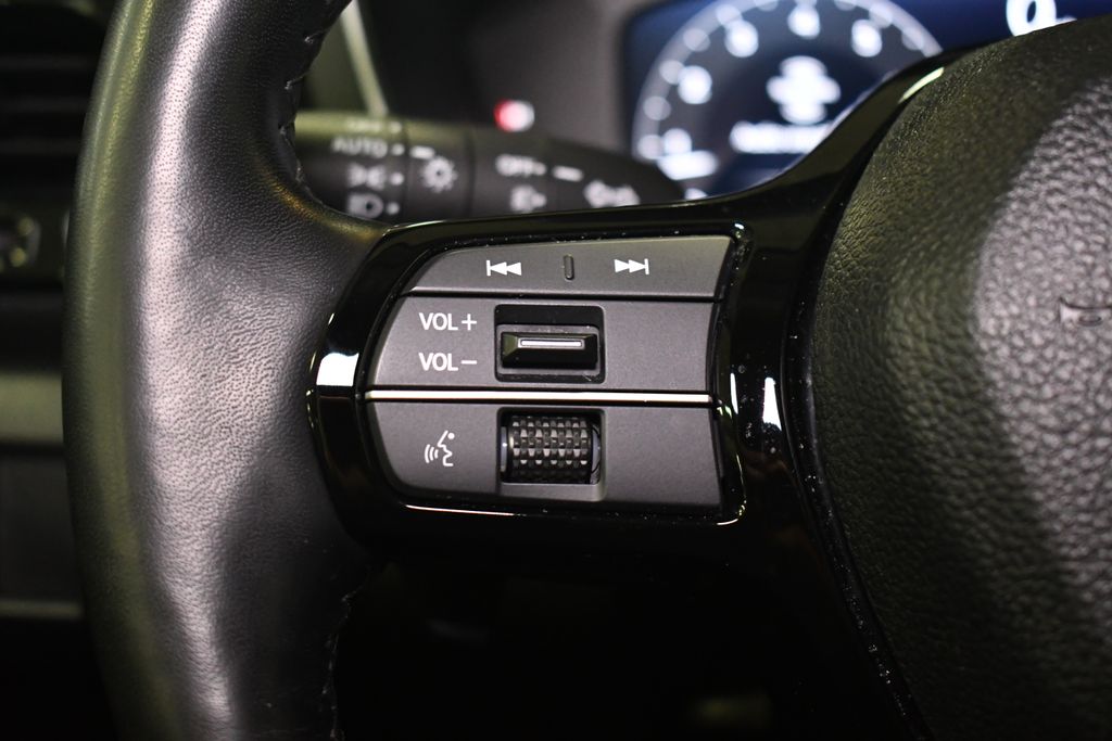 Thumbnail: 2023 Honda Pilot - 23