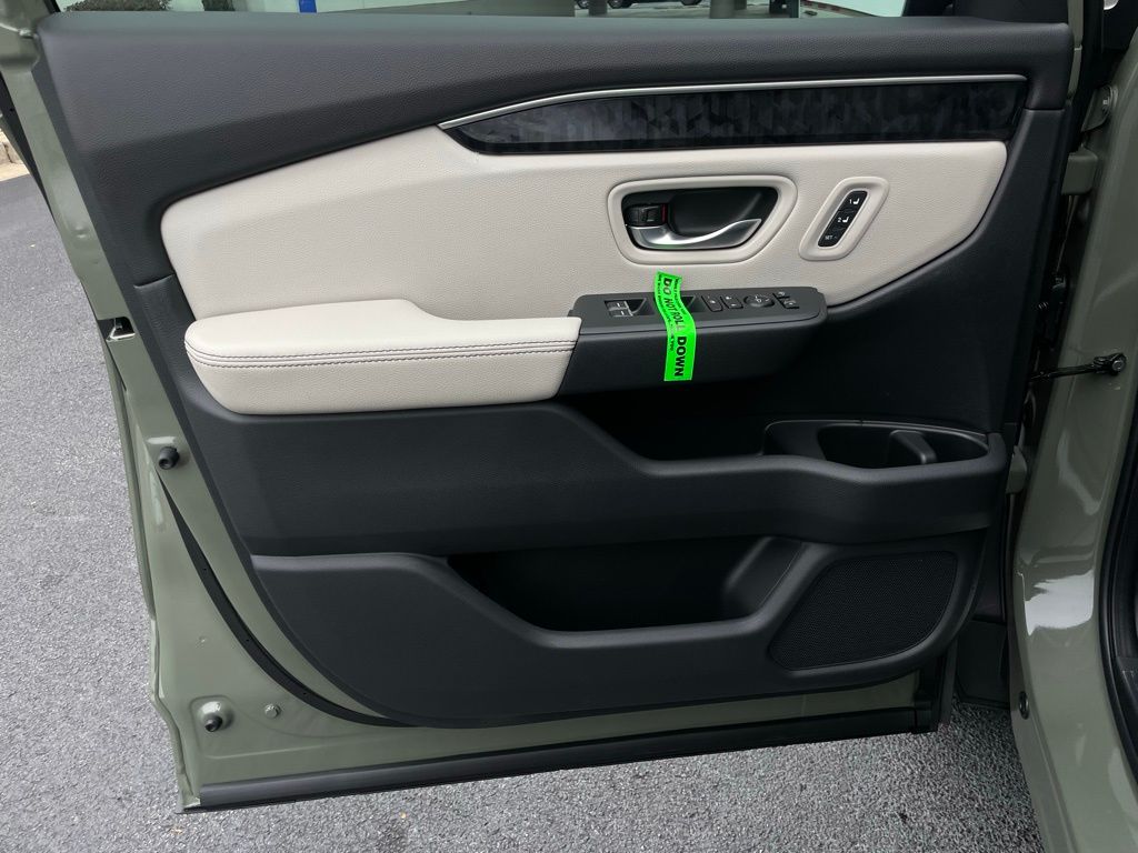 Thumbnail: 2026 Honda Passport - 26