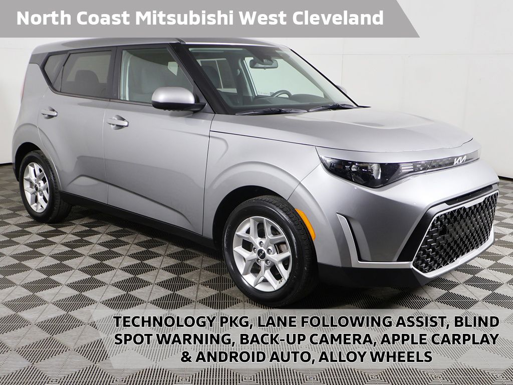 2023 Kia Soul 2.0L LX IVT's photo