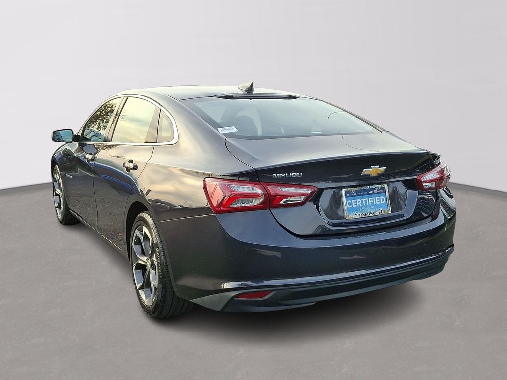 Thumbnail: 2022 Chevrolet Malibu - 4