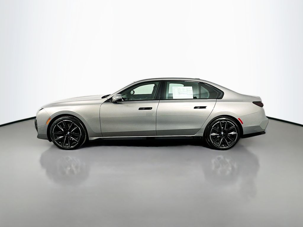 2025 BMW i7 eDrive50 8