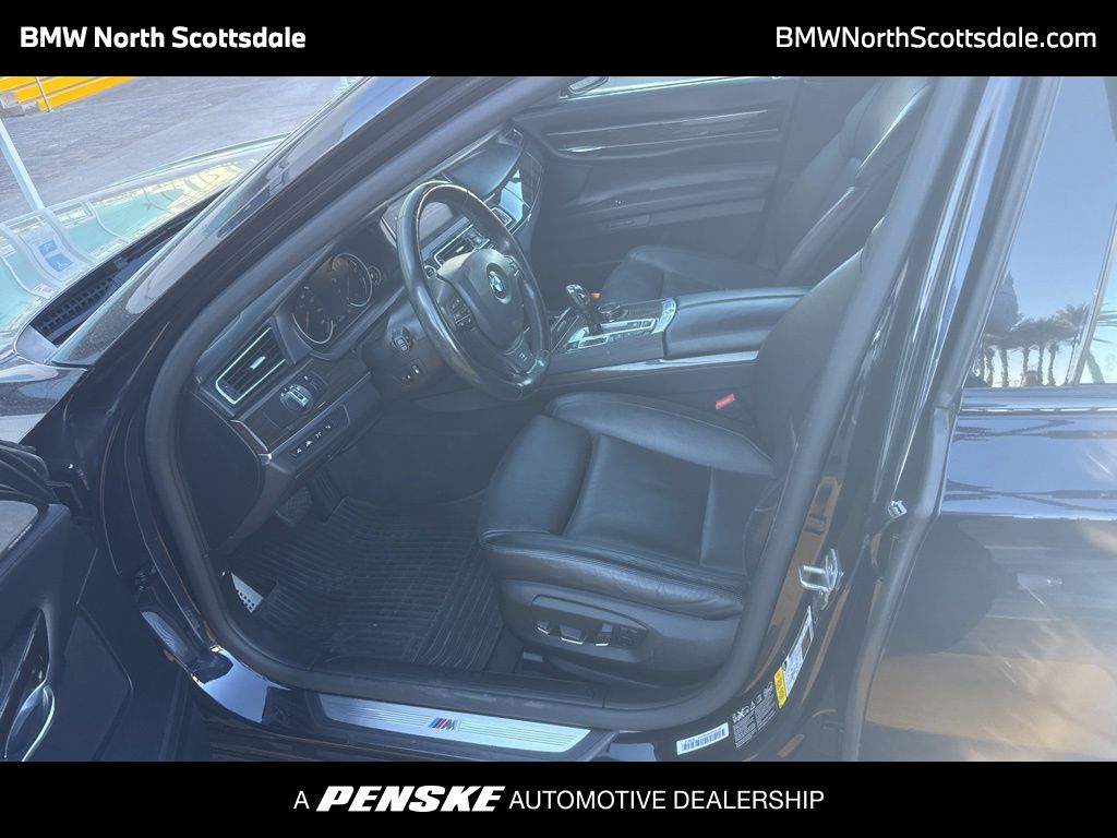 Thumbnail: 2014 BMW 7 Series - 1