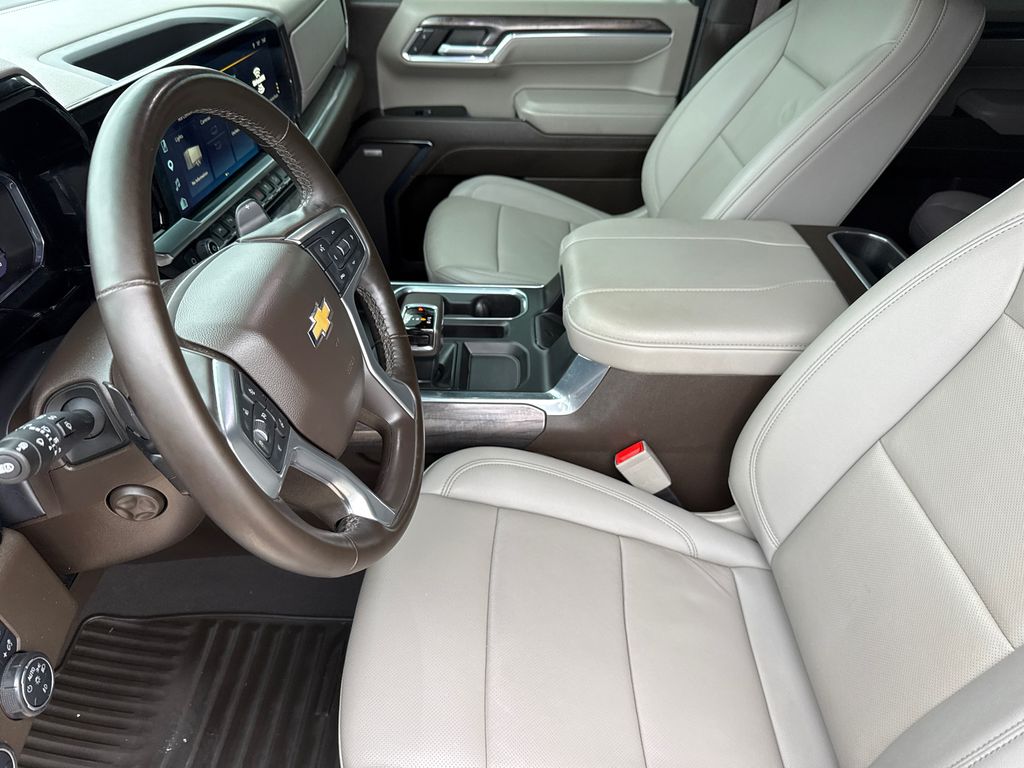 Used 2024 Chevrolet Silverado 1500 Truck
