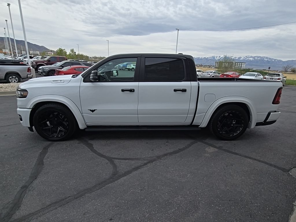 Used 2025 White Ram Big Horn/Lone Star image 6