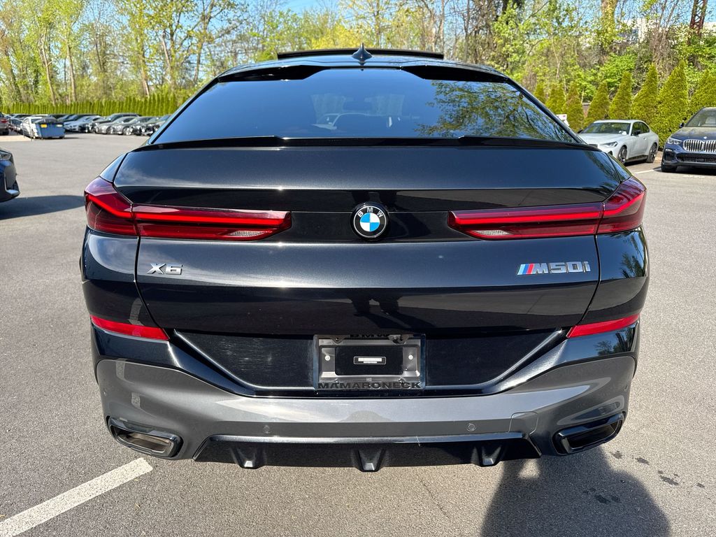 2023 BMW X6 M50i 24