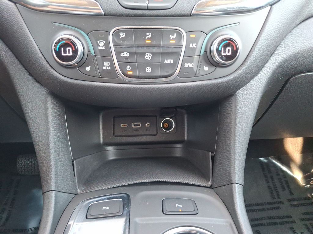 Used 2024 Chevrolet Equinox SUV