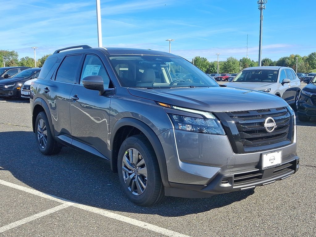 Thumbnail: 2025 Nissan Pathfinder - 3
