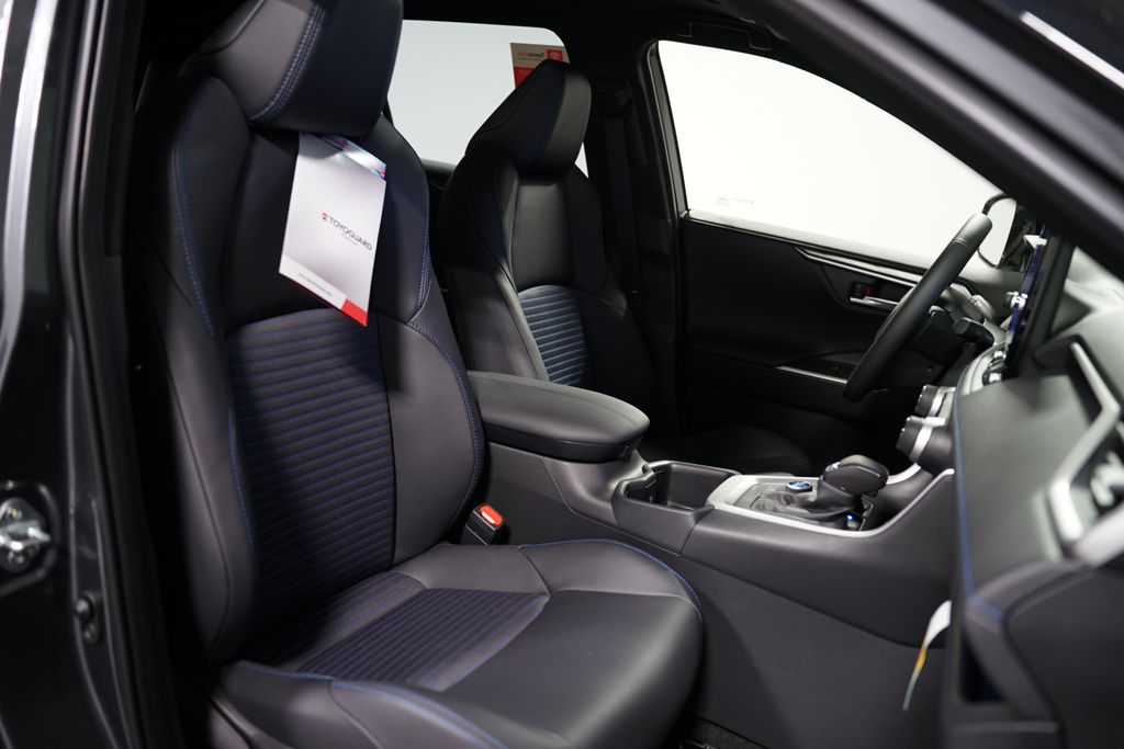 2025 Toyota RAV4 XSE 30