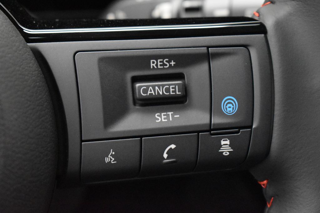 Thumbnail: 2026 Nissan Kicks - 18