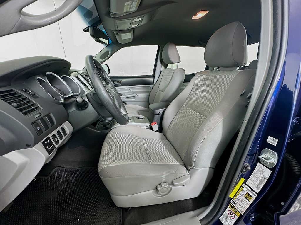 2013 Toyota Tacoma PreRunner 20