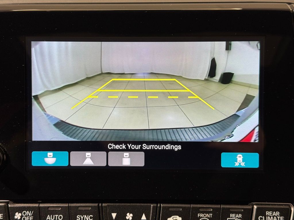 Thumbnail: 2023 Honda Odyssey - 30