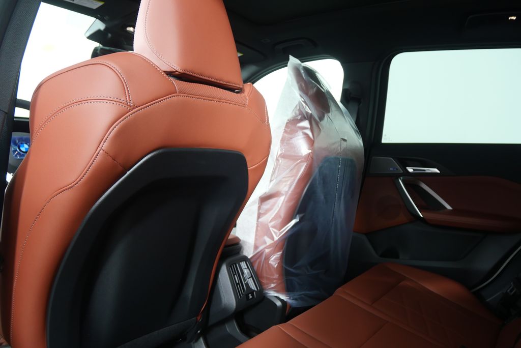 Thumbnail: 2026 BMW X1 - 17