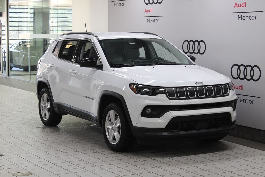 Thumbnail: 2022 Jeep Compass - 8