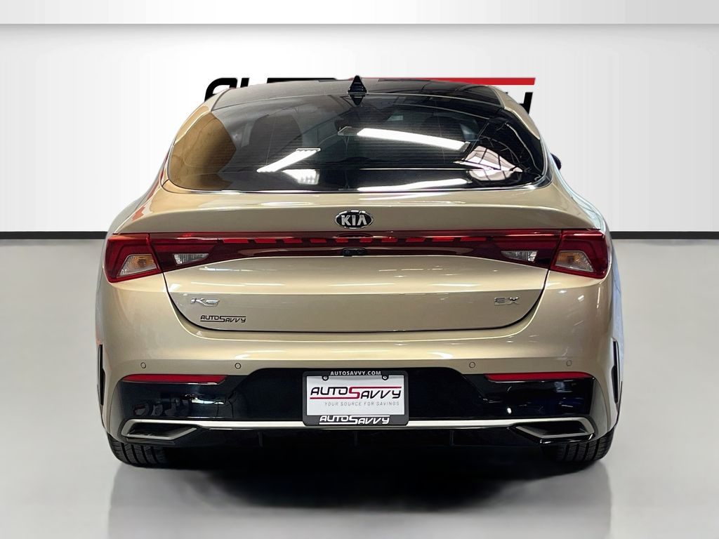 Used 2021 Crystal Beige Kia EX image 6