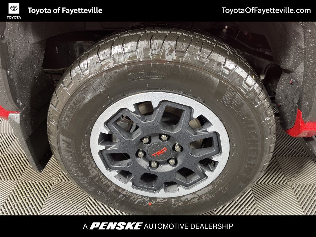 Thumbnail: 2025 Toyota 4Runner - 18