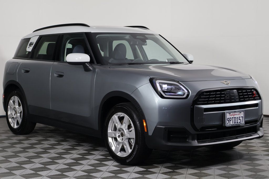 Thumbnail: 2025 MINI Cooper Countryman - 3