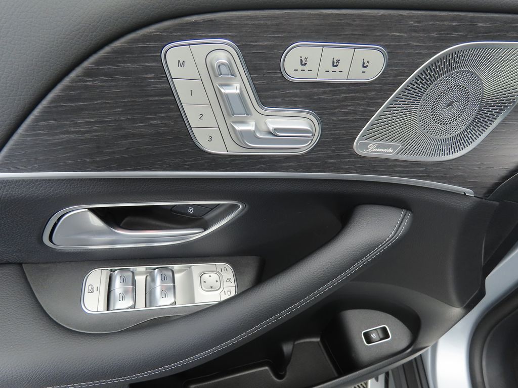 2025 Mercedes-Benz GLE 450 23