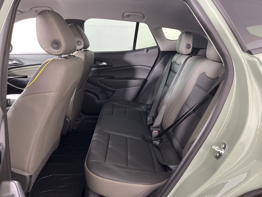 Thumbnail: 2025 Chevrolet Trax - 20