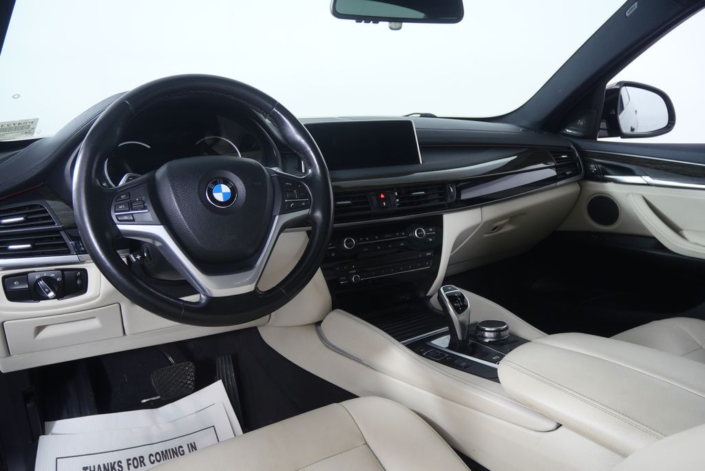 Thumbnail: 2019 BMW X6 - 15