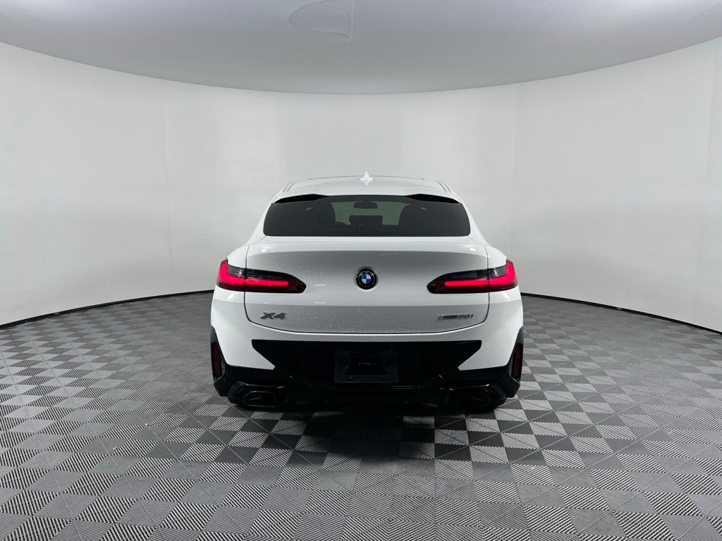 Thumbnail: 2024 BMW X4 - 5