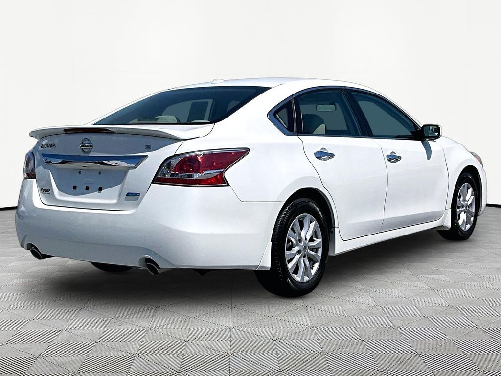 2014 Nissan Altima — photo 6