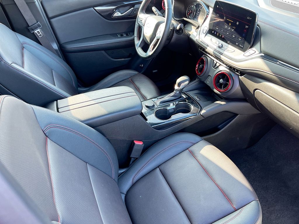 Used 2024 Iridescent Pearl Tricoat Chevrolet RS image 25