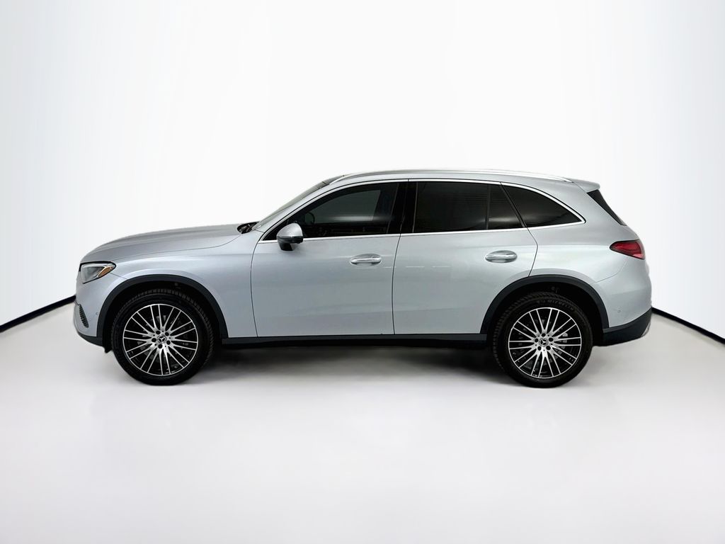 Thumbnail: 2026 Mercedes-Benz GLC - 8