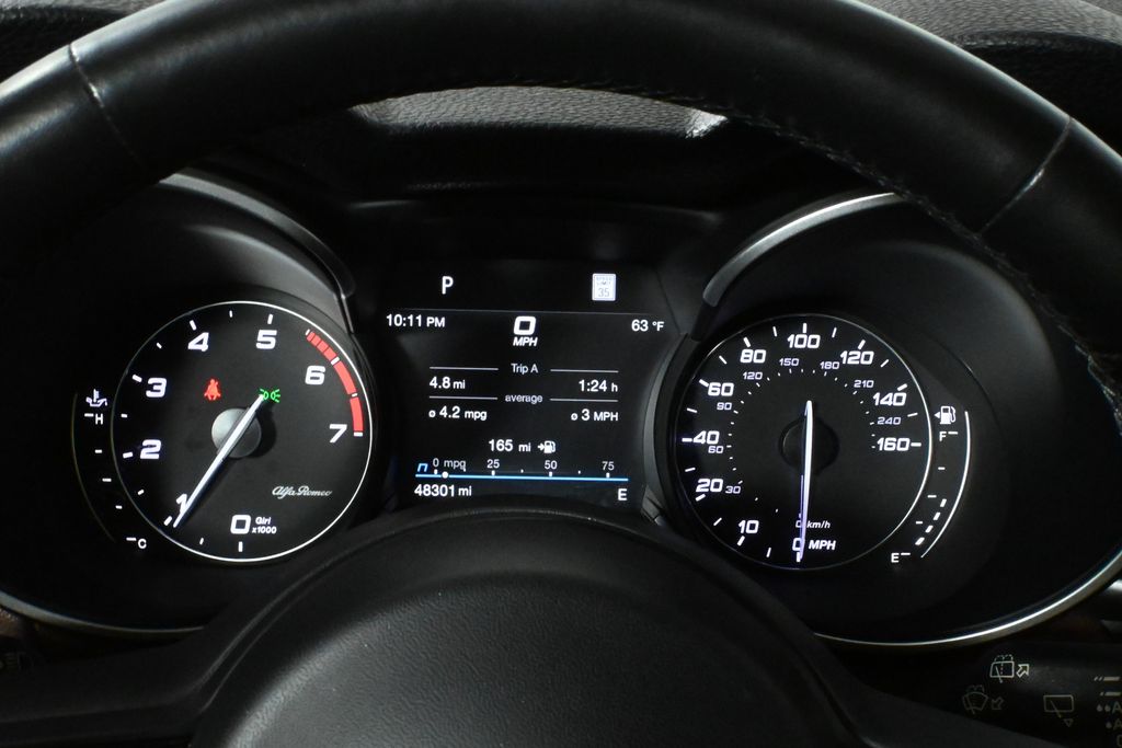 2021 Alfa Romeo Stelvio  21