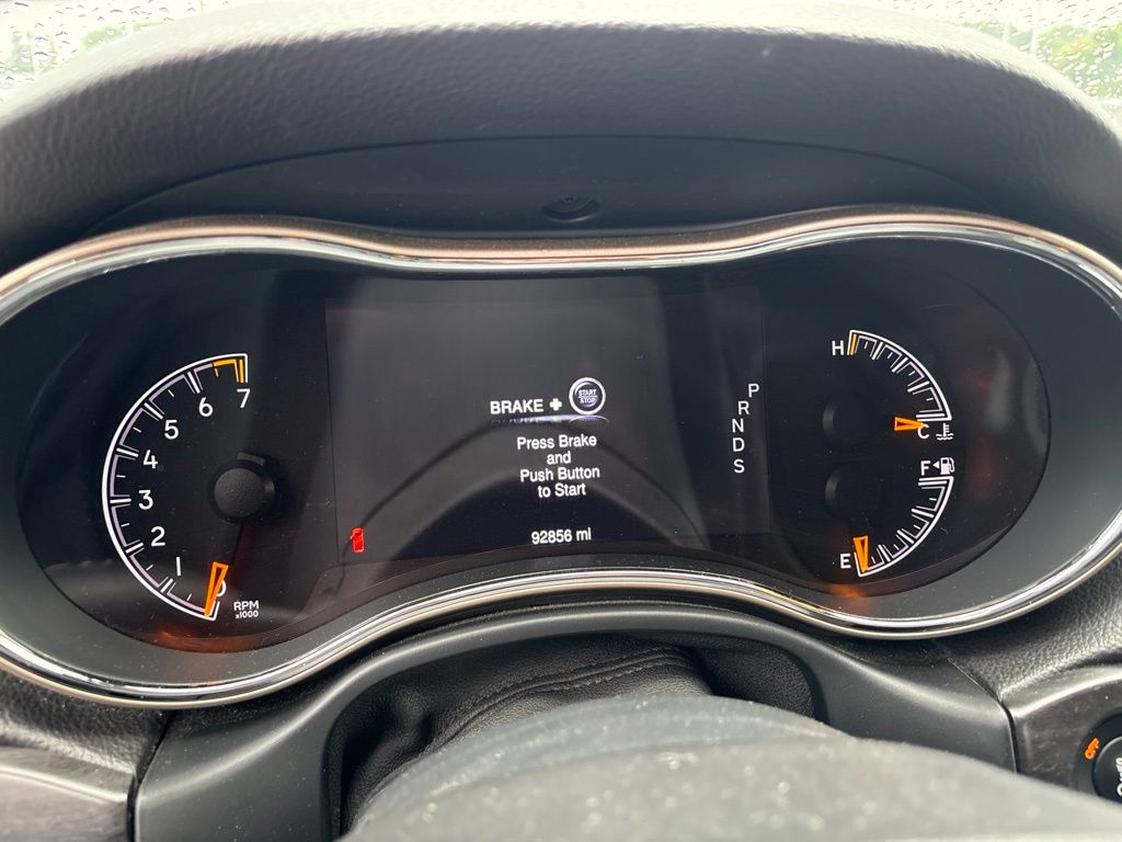 2015 Jeep Grand Cherokee — photo 4
