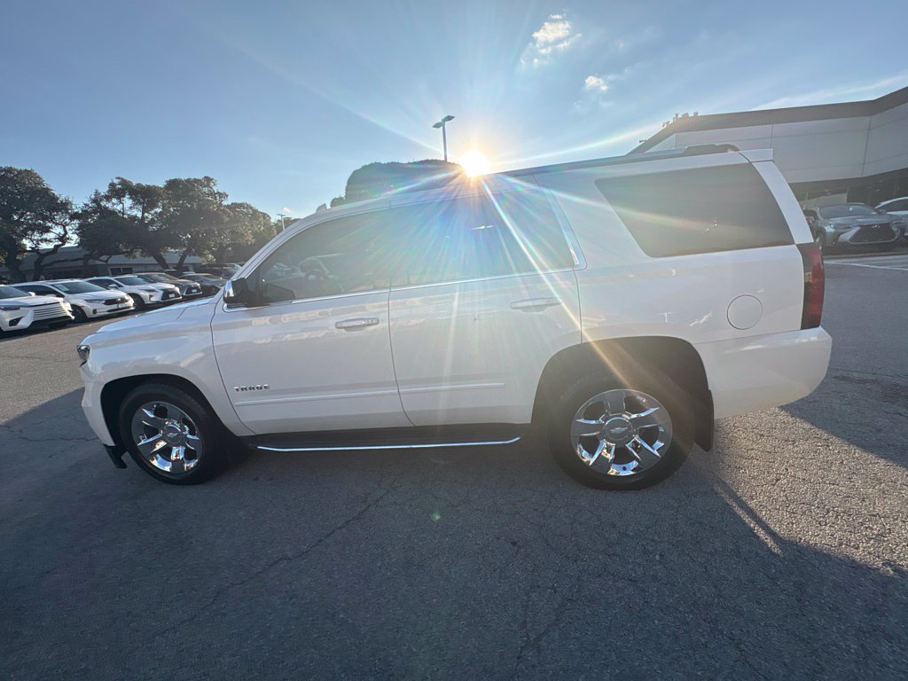 Thumbnail: 2020 Chevrolet Tahoe - 2