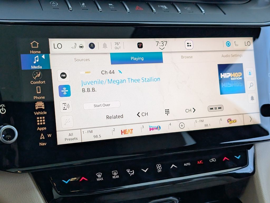 new 2026 Jeep Grand Cherokee L car, priced at $46,725