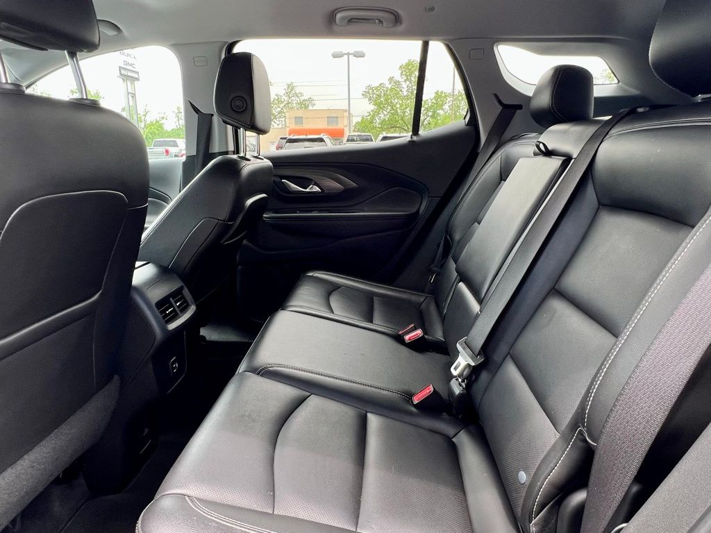 2022 GMC Terrain SLT photo