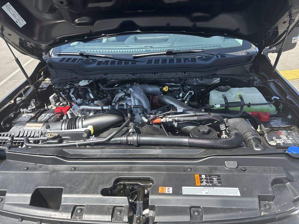 New 2026 Carbonized Gray Metallic Ford F-250® Lariat® image 18