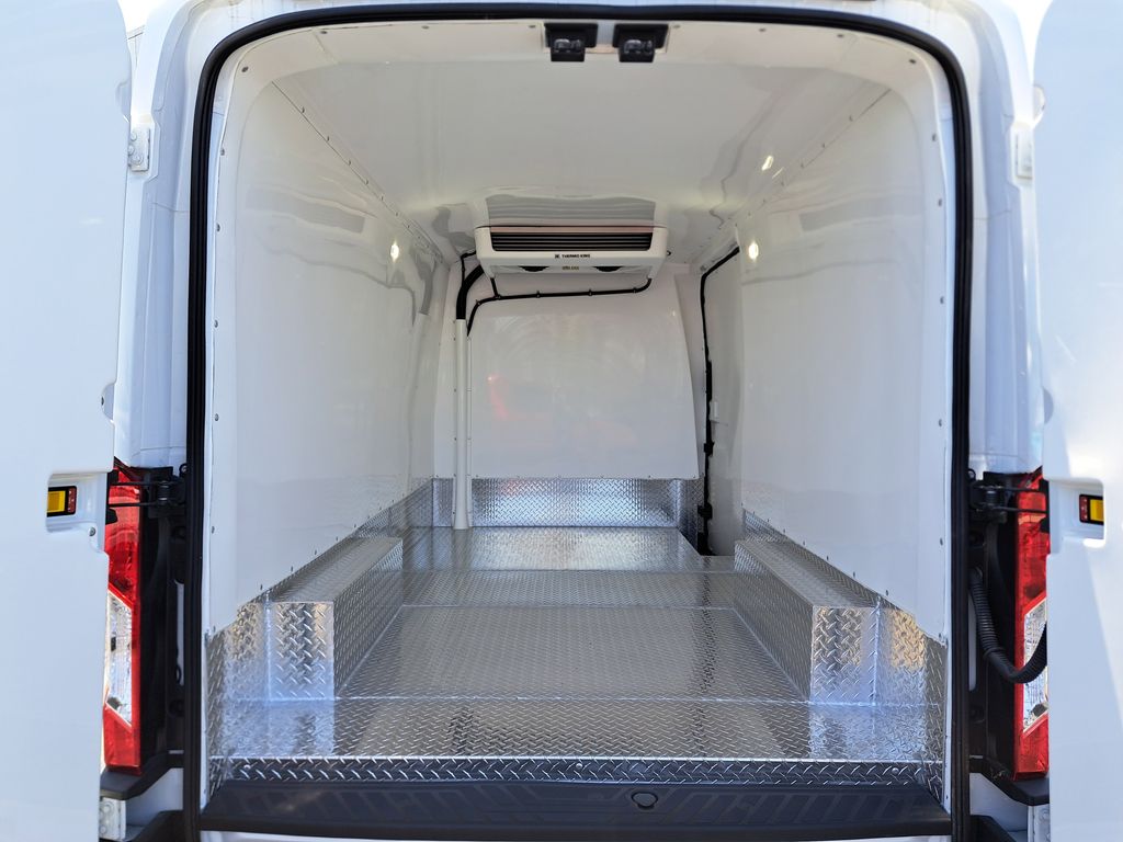 2024 Ford Transit 250