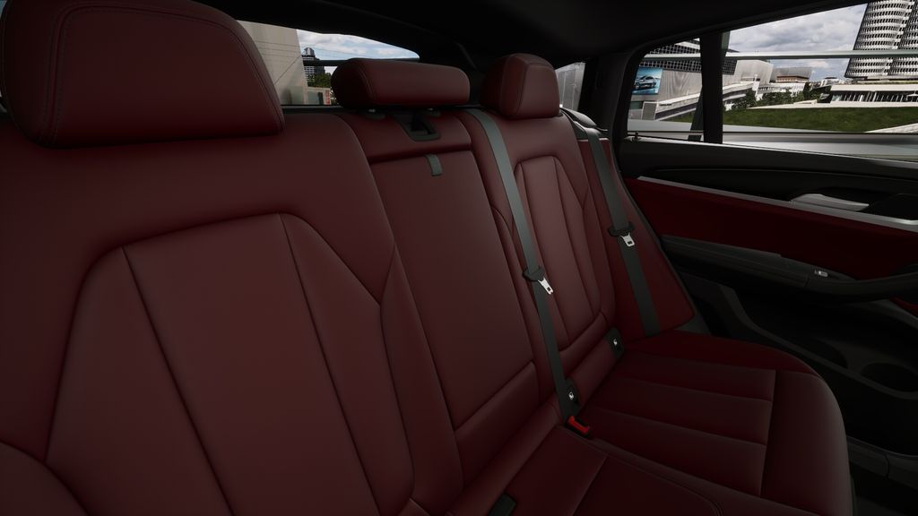 Thumbnail: 2025 BMW X4 - 12