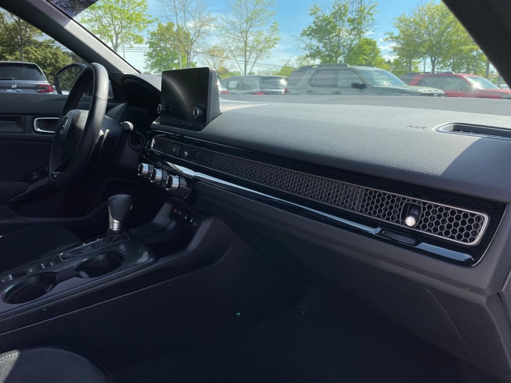 Thumbnail: 2025 Honda Civic - 32