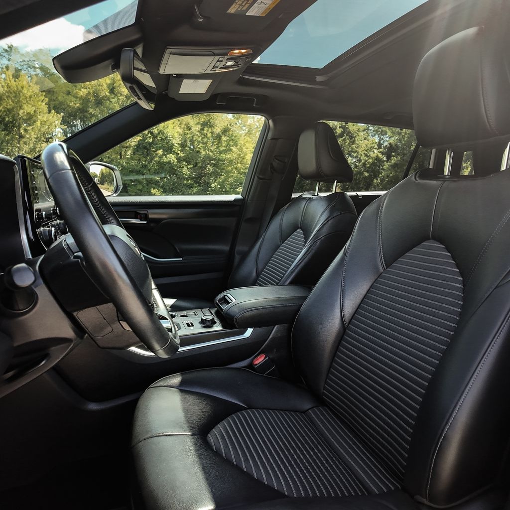 2022 Toyota Highlander XSE - Photo 25